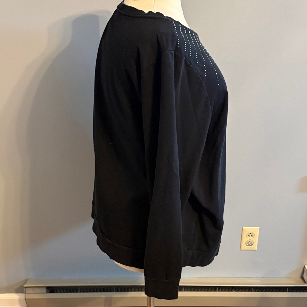 Lane Bryant size 26/28 Black crew sweatshirt  with silver Studded Accents - Picture 3 of 4
